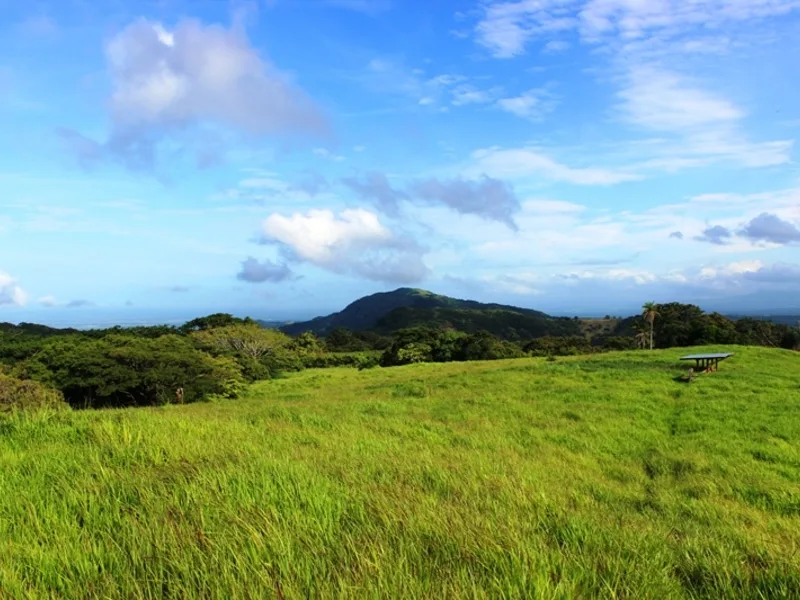 19 bed Land For Sale in Lake Arenal, Guanacaste - 1
