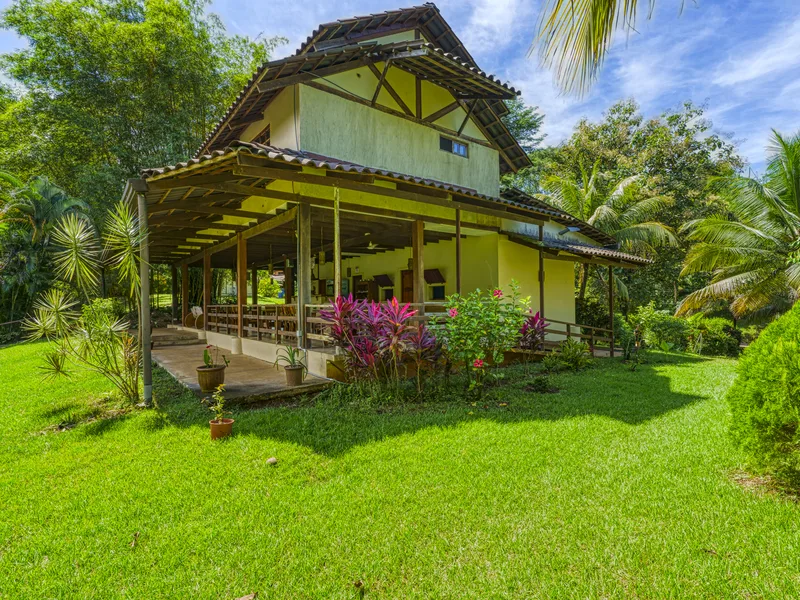 7 bed Hotel / Leisure For Sale in Ojochal, Puntarenas - 1