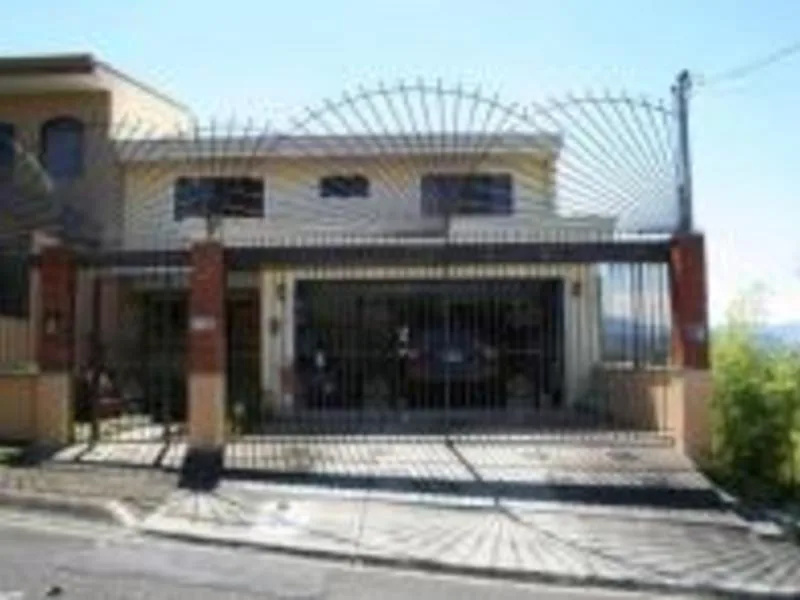 4 bed Single Family Homes For Sale in Curridabat, San Jose - 1