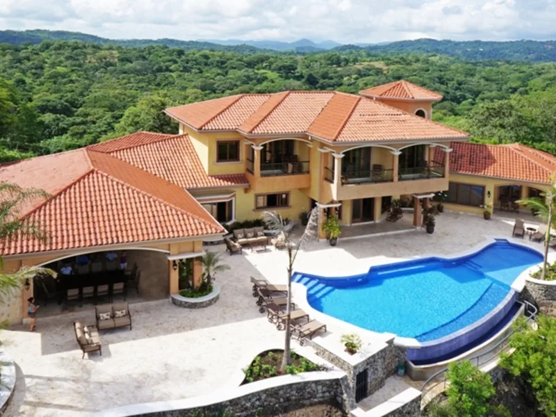 4 bed Condo For Rent in Hermosa, Guanacaste - 1