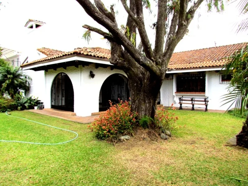 4 bed Single Family Homes For Sale in La Sabana, San Jose - 1