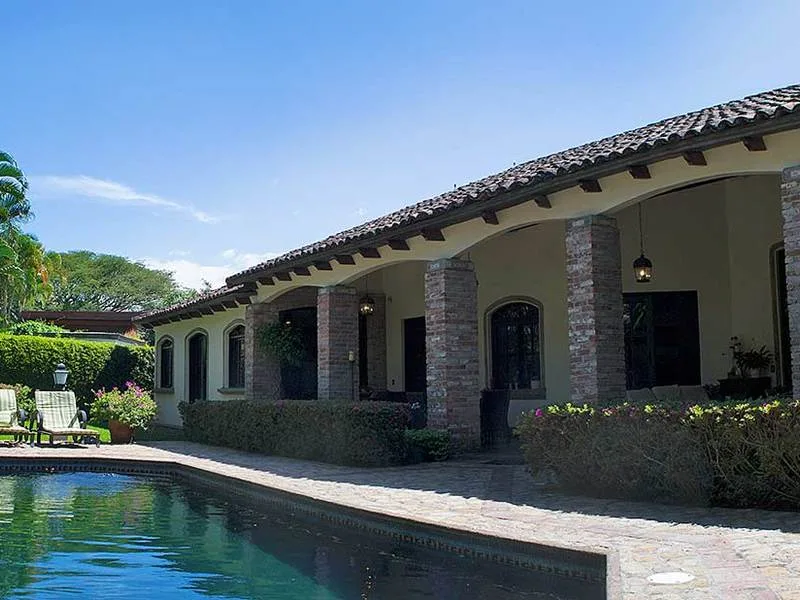 3 bed Single Family Homes For Sale in Santa Ana, San Jose - 1