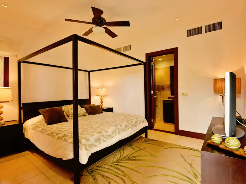 4 bed Single Family Homes For Sale in Playa Escondida, Puntarenas - 1