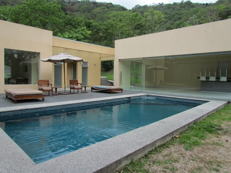 4 bed Apartment For Sale in Jaboncillo, San Jose - 1
